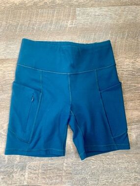 Athleta Women’s  High-Waist Teal Active Shorts with Side Pockets